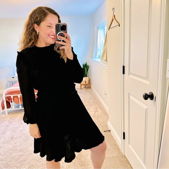 Anthropologie Dresses & Skirts - Anthropologie Current Air Black Satin Mini Dress Small